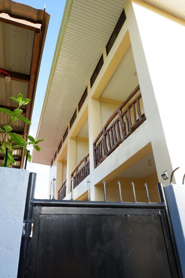 Tlshaw Homestay General Luna  Exterior photo