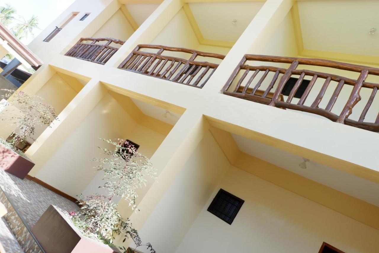 Tlshaw Homestay General Luna  Exterior photo