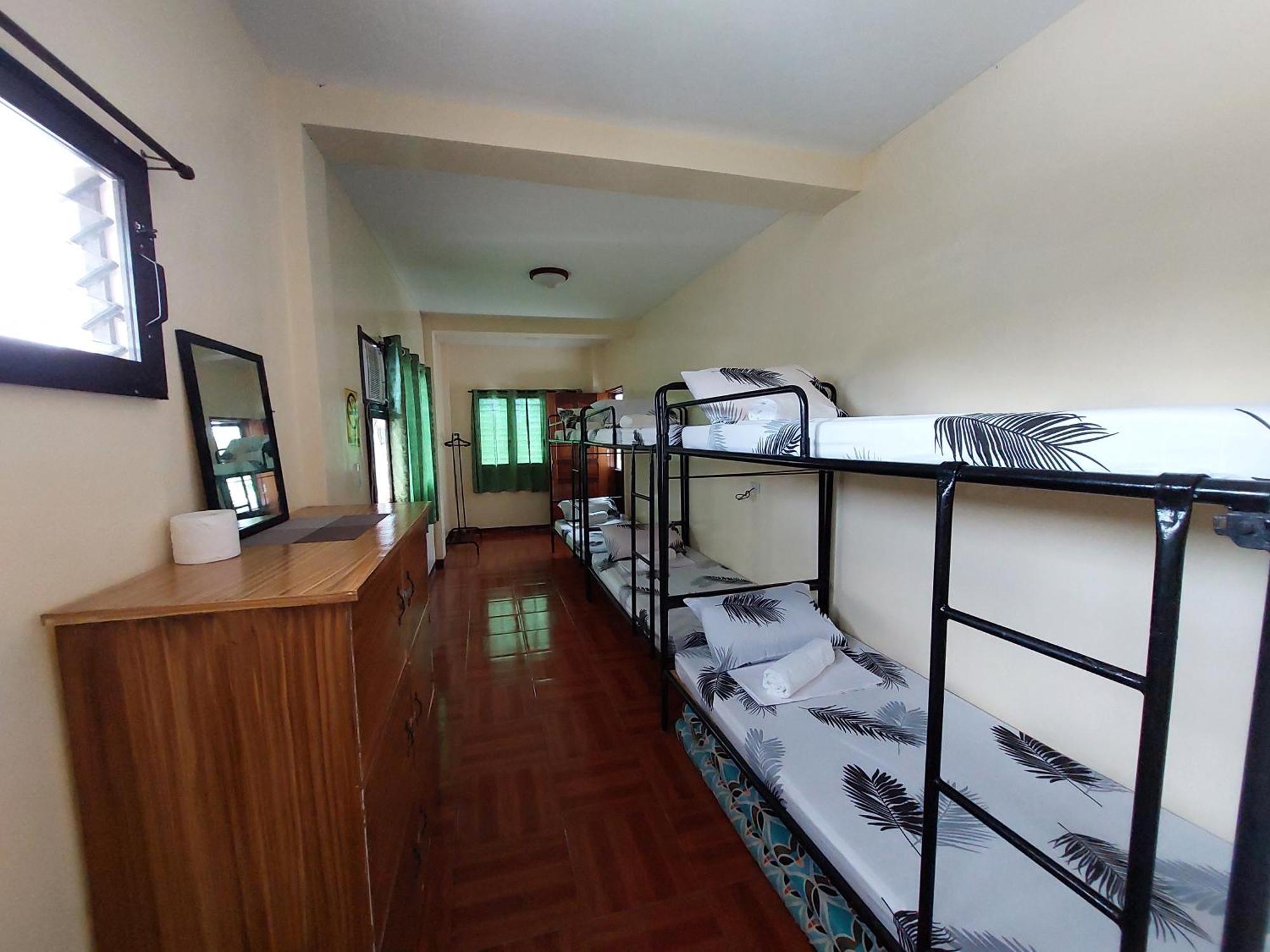 Tlshaw Homestay General Luna  Exterior photo